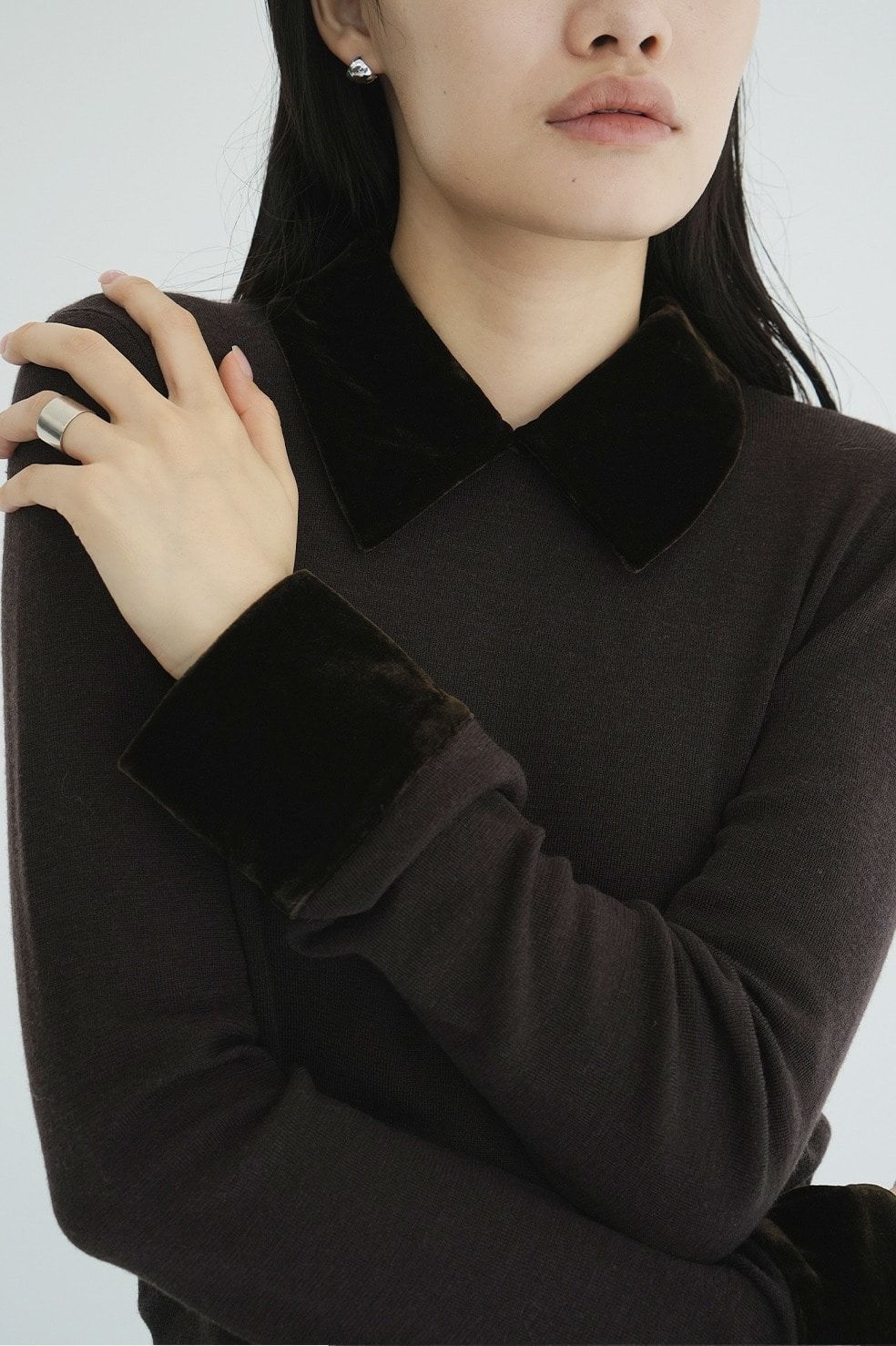 ベロアカラーニットトップス | VELOR COLLAR KNIT TOPS (BROWN)