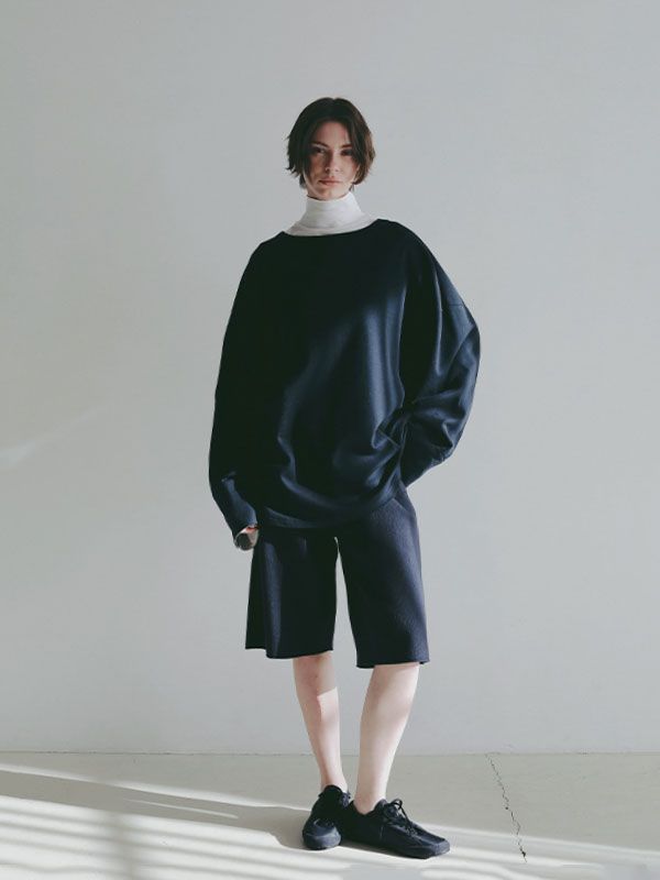 ボートネックカフスロンTee  (NAVY）