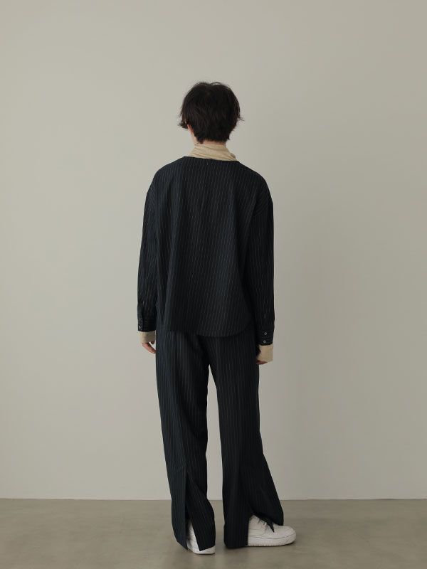 セミワイドタックスリットパンツ - NAVY