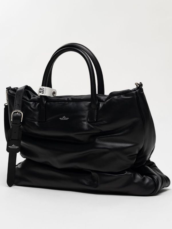 レザートート バッグ- PUCKER TOTE BAG (BLACK)