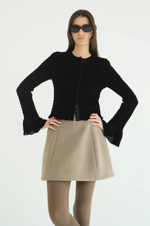 シャーリング デザイン ブラウス - SHIRRING DESIGN BLOUSE (BLACK)