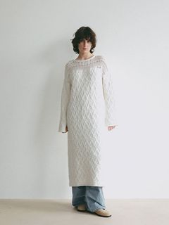 コードヤーンケーブルニットワンピース (WHITE)