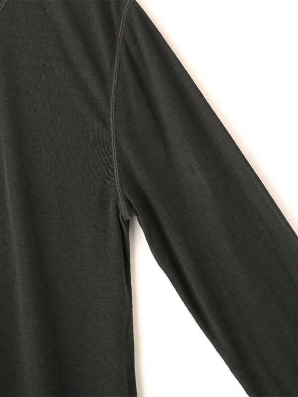 ウールフライスヘンリーネックプルオーバー（CHARCOAL）