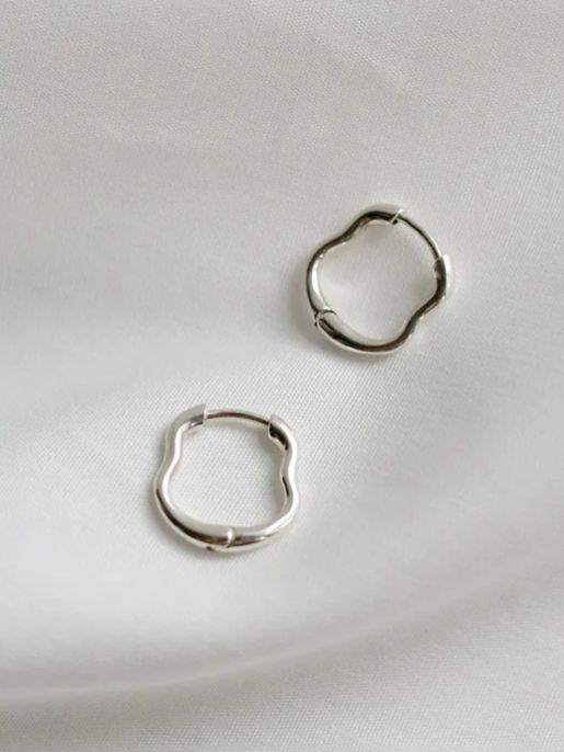 【 両耳用ピアス】 ペアーピアス SV
