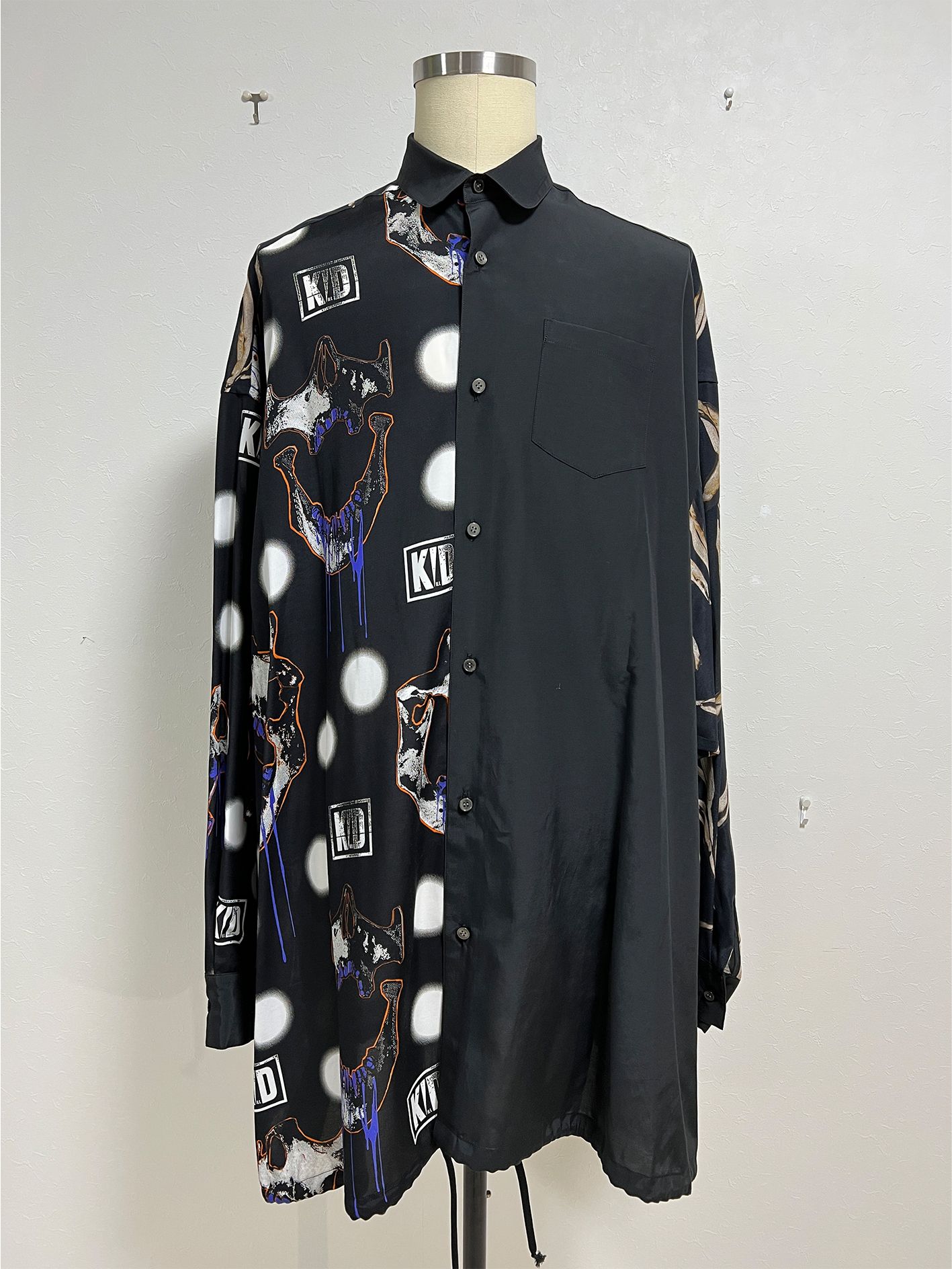 KIDILL - THREE PANEL SHIRT SKULL PRINT PATTERN - BLACK SKULL