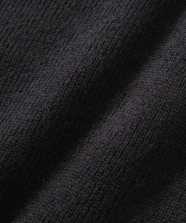 ボリュームニットマフラー BLACK