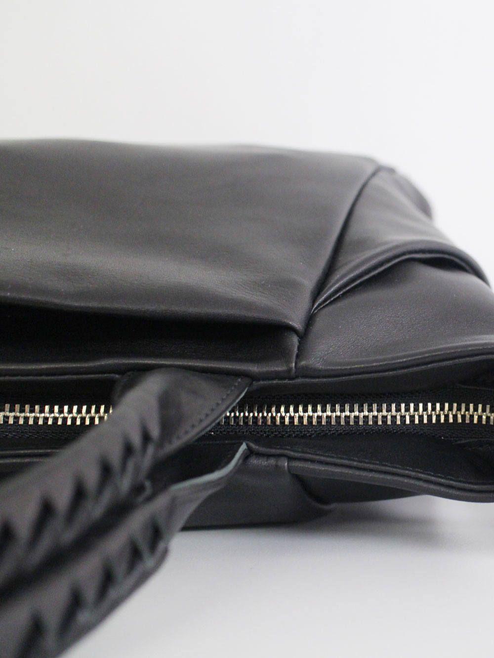 ウォールショルダーバッグミニ - Wall shoulder bag X-MINI