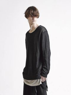 裾外れプルオーバーニット