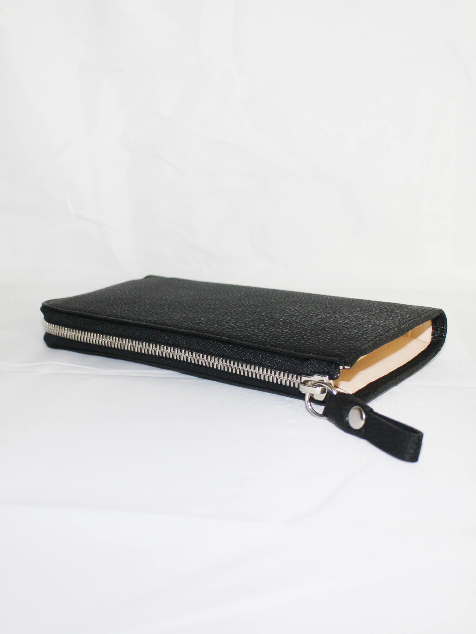 cornelian taurus by daisuke iwanaga - 漆塗りタワーウォレット - Tower Wallet urusi  steer oil | ADDICT WEB SHOP