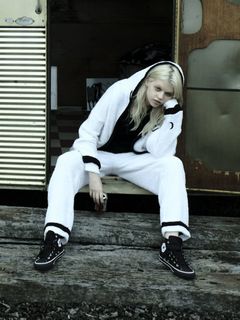 ジップフーディー セットアップ - FLUFFY ZIP HOOD SET UP / WH