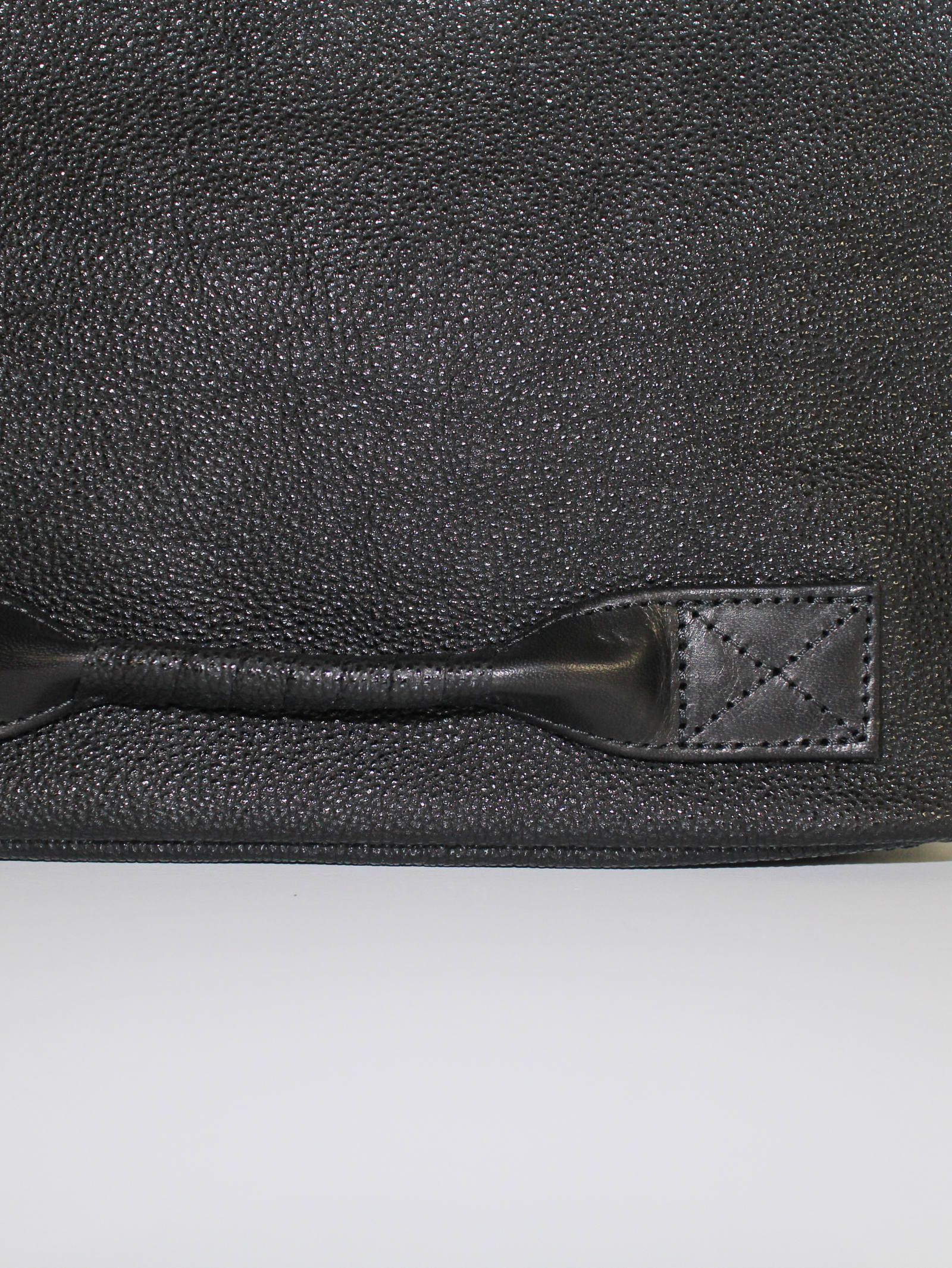 漆塗りスモールクラッチバッグ - 4handle file MID - URUSI