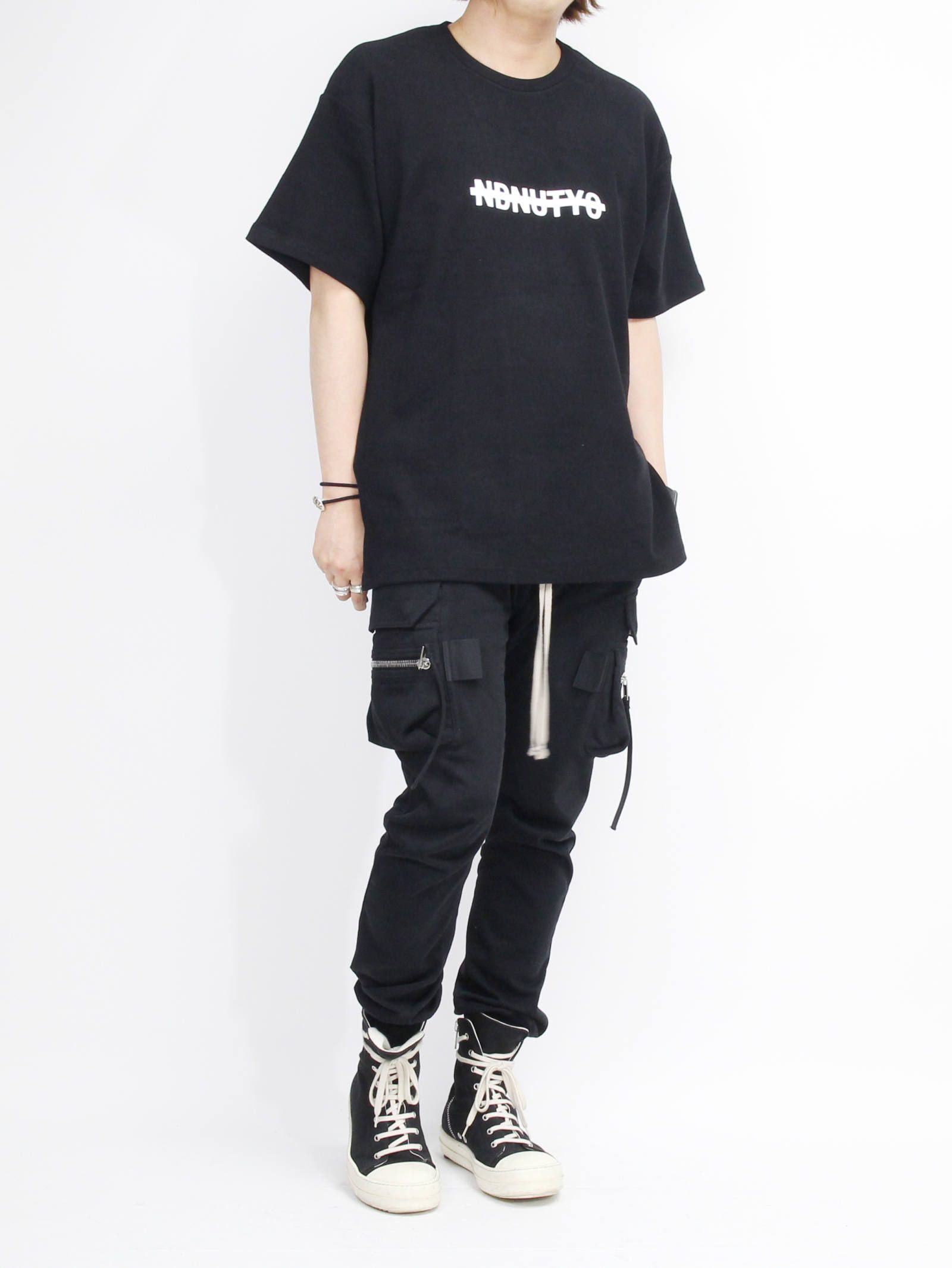NIL DUE / NIL UN TOKYO - スタッフスウェットビッグTシャツ ー