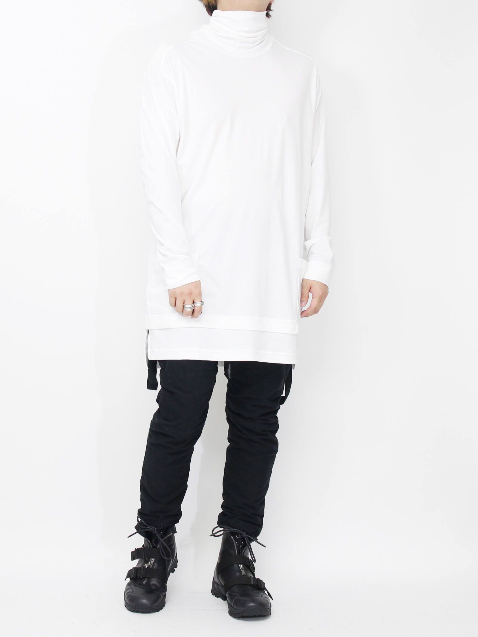スムースタートルネック長袖カットソー - WHITE