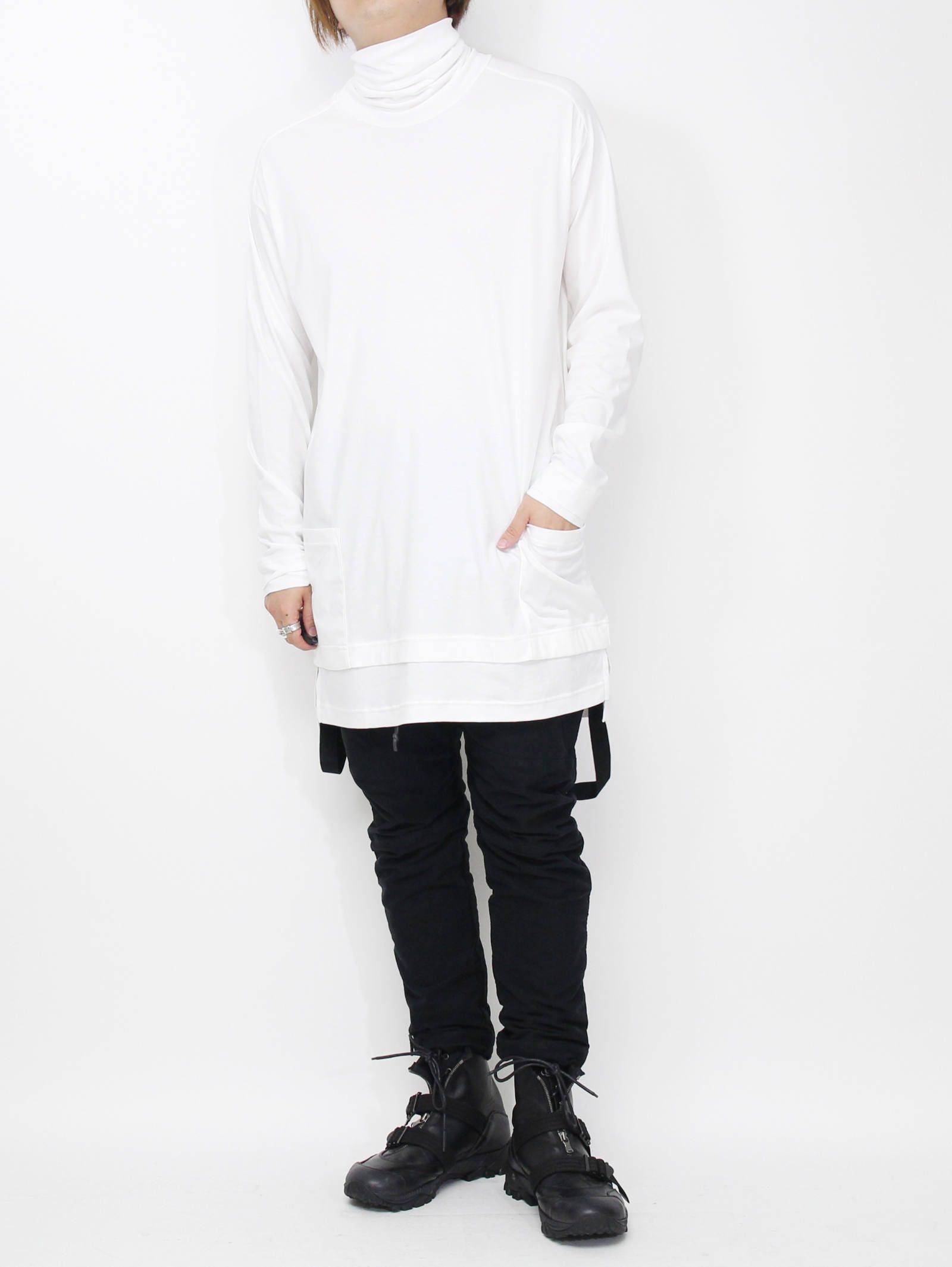 スムースタートルネック長袖カットソー - WHITE