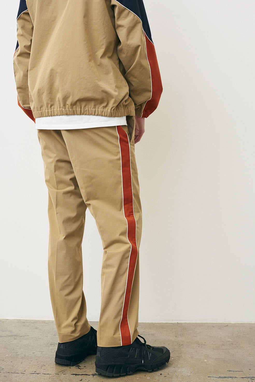 イージーパンツ -  EASY LINE PANTS - BEIGE