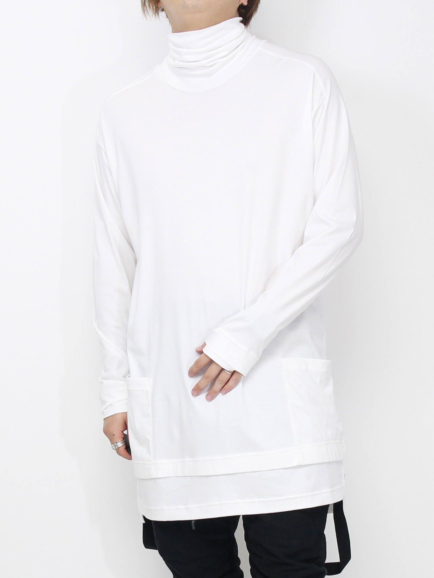 スムースタートルネック長袖カットソー - WHITE