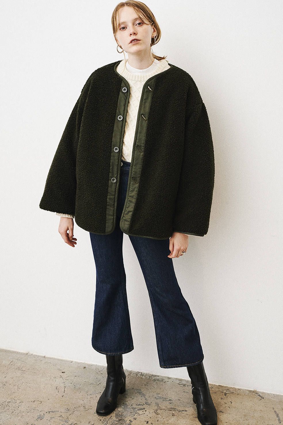 CLANE - REVERSIBLE MILITARY BOA JACKET KHIKI