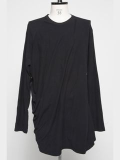 アシンメトリーカットソー - DRAPING CUT AND SEWN