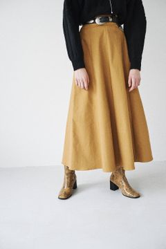 マキシフレアスカート - MAXI FLARE SKIRT - BEIGE