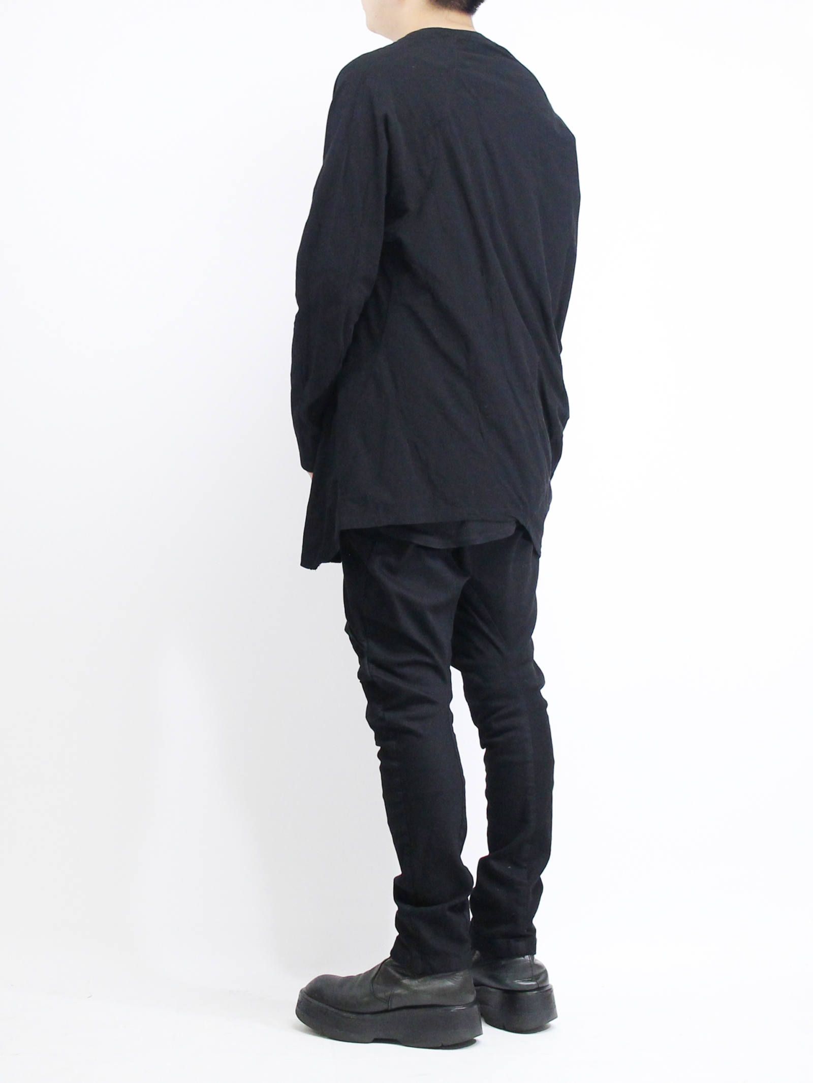 アシンメトリーカットソー - DRAPING CUT AND SEWN
