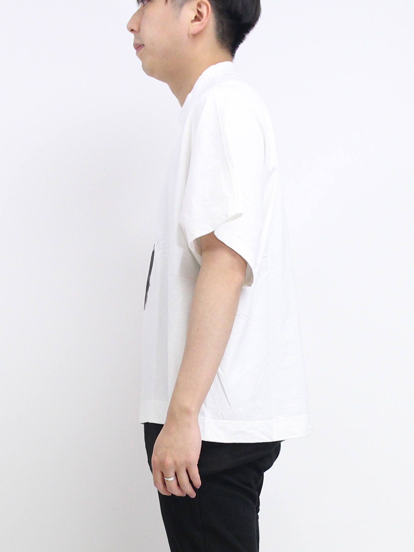 【関税込み】JULIUS ホワイト プリントTシャツ ユリウス JULIUS Cotton SZ Jersey Printed Short Sleeve T