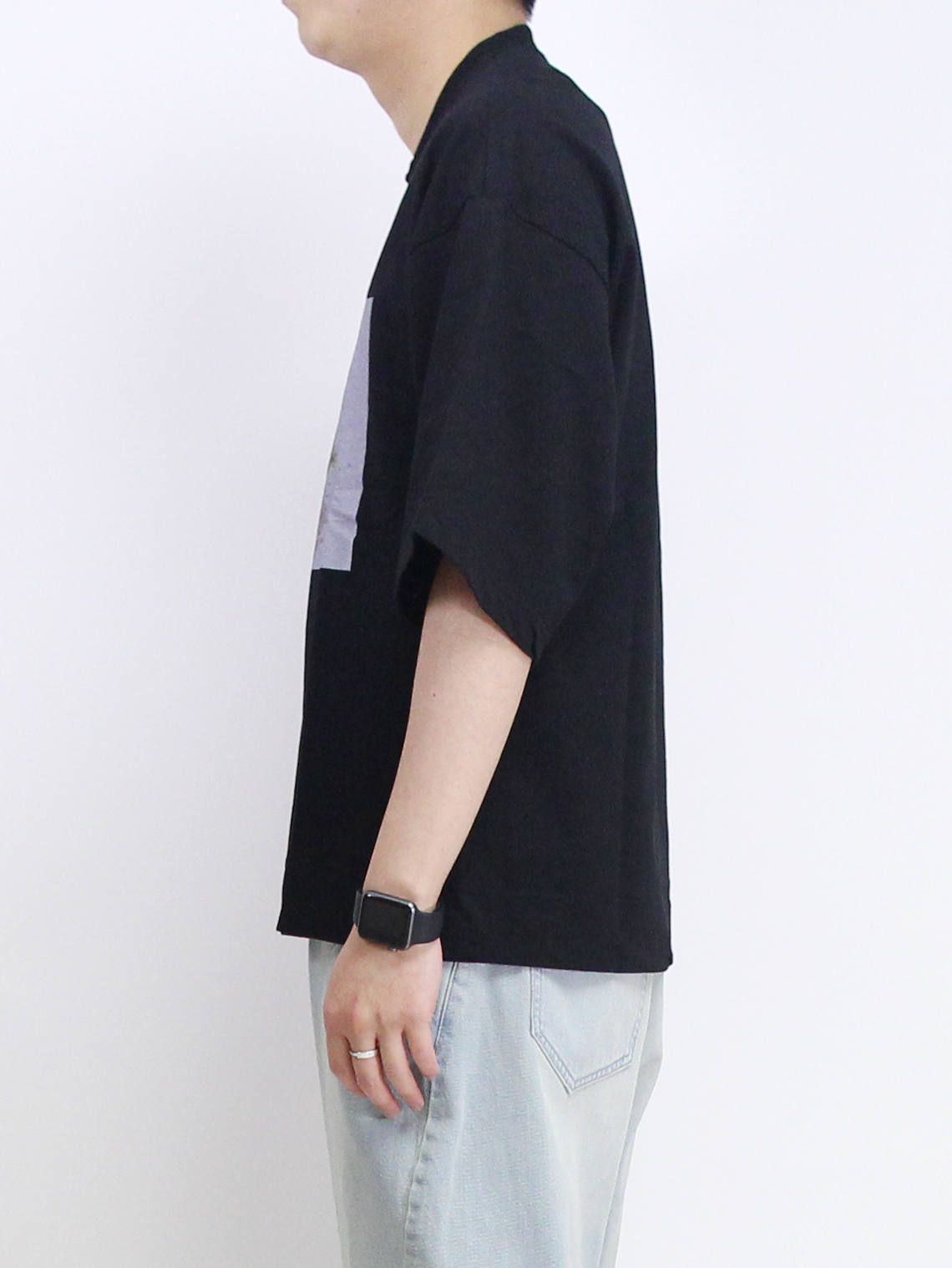 JULIUS - プリントTシャツ - PRINT T-SHIRT - BLACK 657CPM12