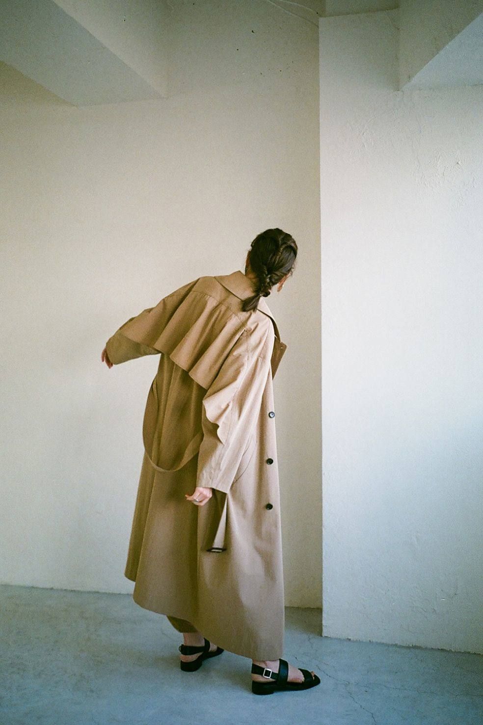 CLANE - バックフリルトレンチコート - BACK FRILL TRENCH COAT