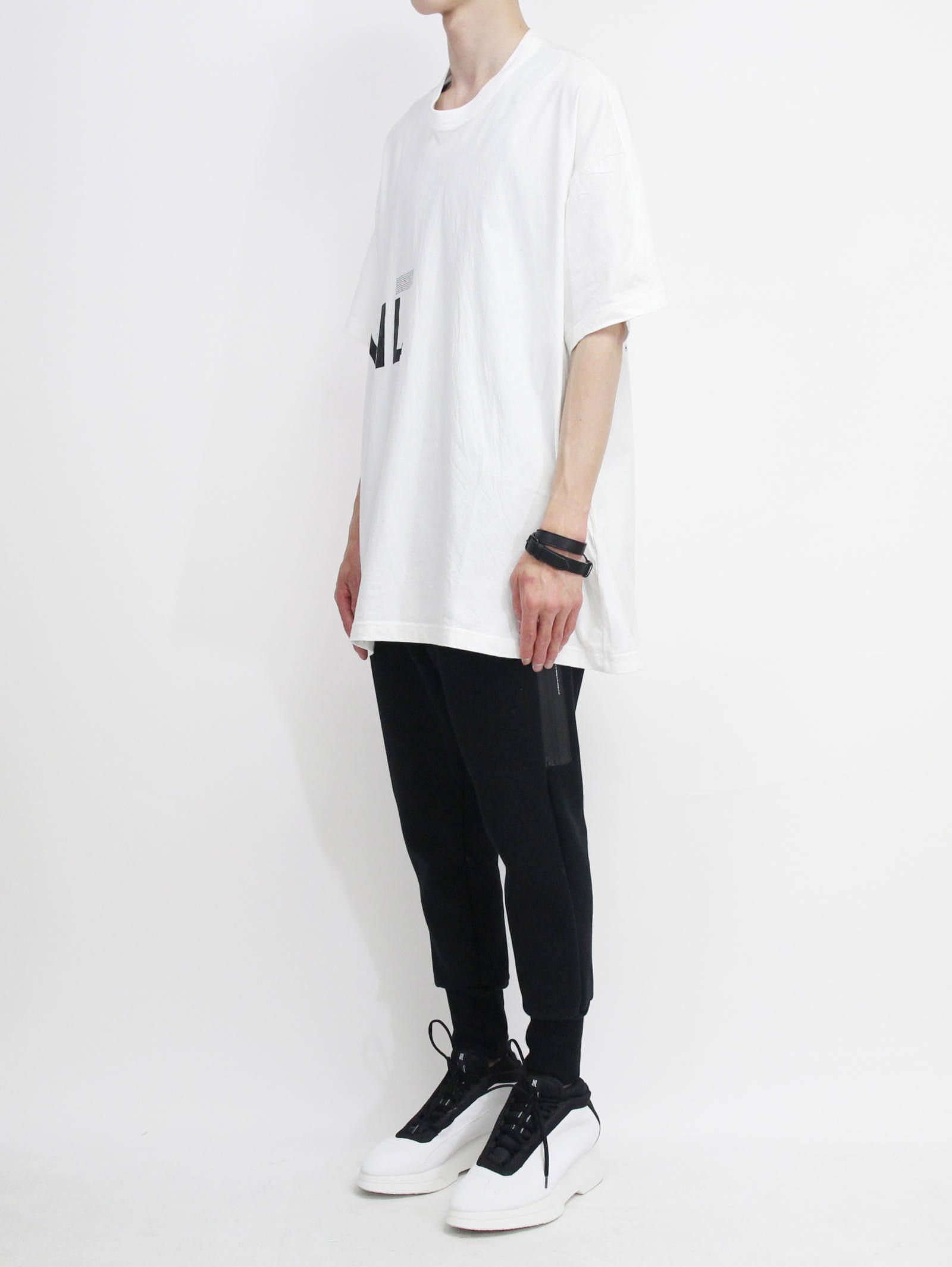 【IKE着用モデル】NIL Tシャツ 641CPM7 - WHITE