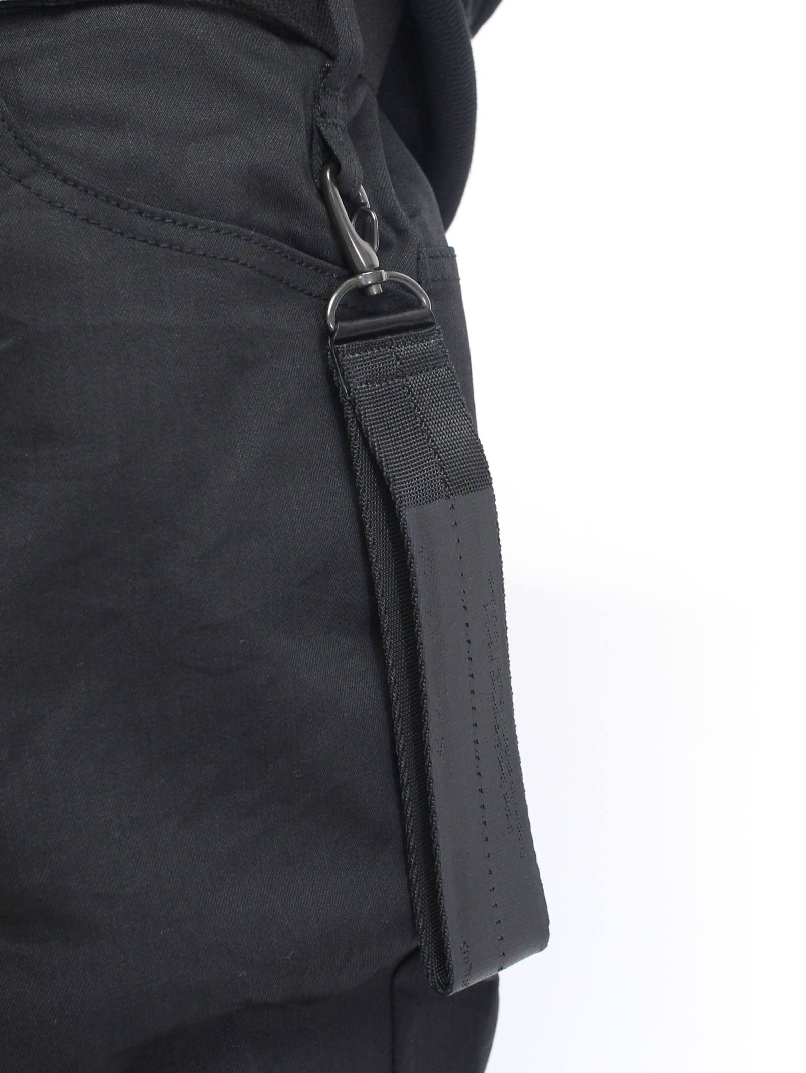 キーストラップ付きクロッチデニム - Crotch Pants With Key Strap