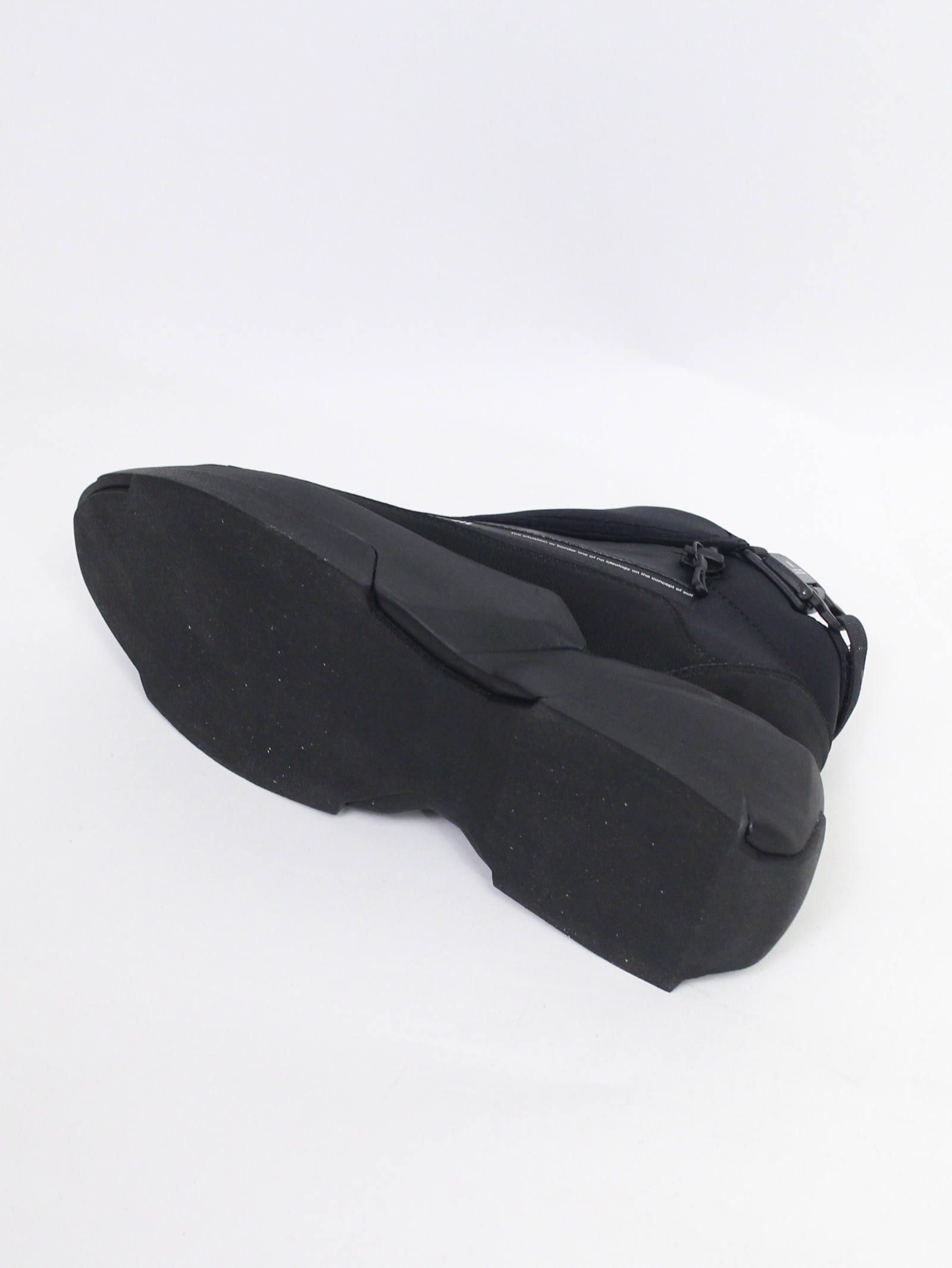 ニルズスニーカー NIL SNEAKERS