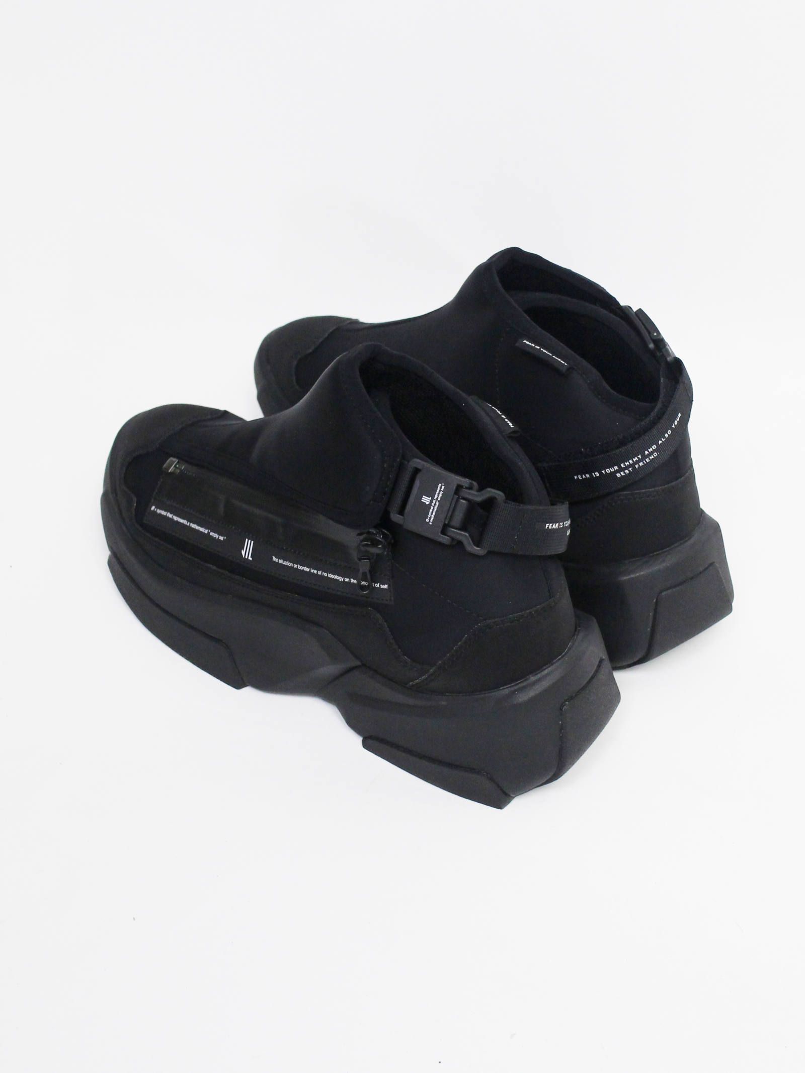ニルズスニーカー NIL SNEAKERS