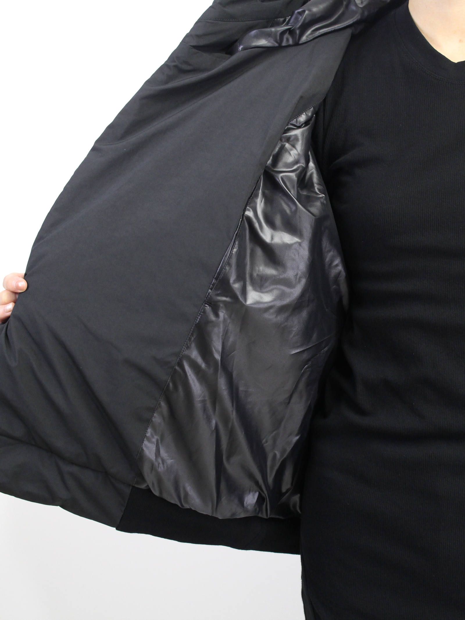 フードジャケット - FIXED PADDING HOODED JACKET - BLACK