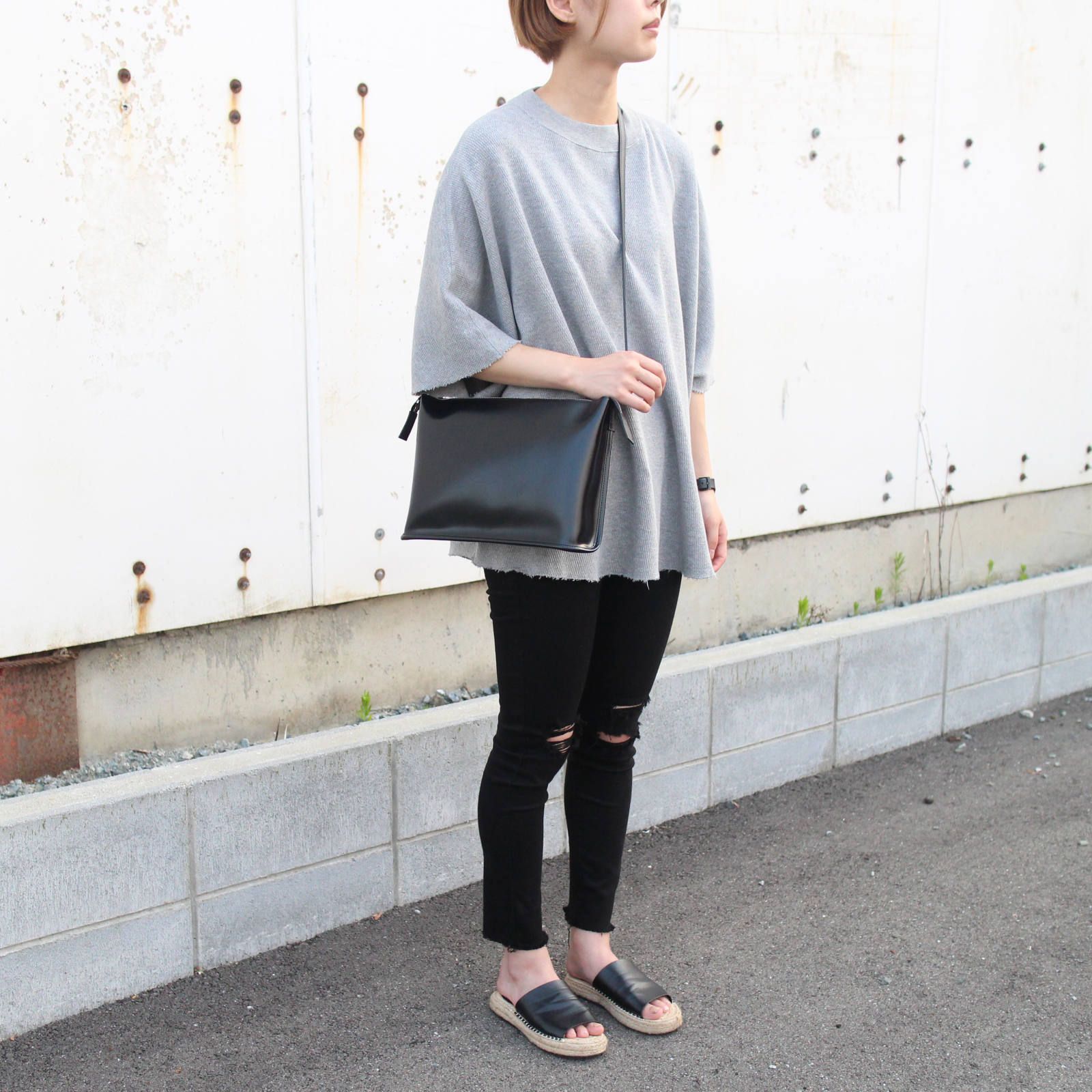 PIENI - ショルダーバッグ - SHOULDER M | ADDICT WEB SHOP PIENI - ショルダーバッグ - SHOULDER M | ADDICT WEB SHOP