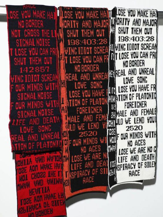 ジャガードニット - Quotes Jacquard Long Knit Scarf - BLK × ORG