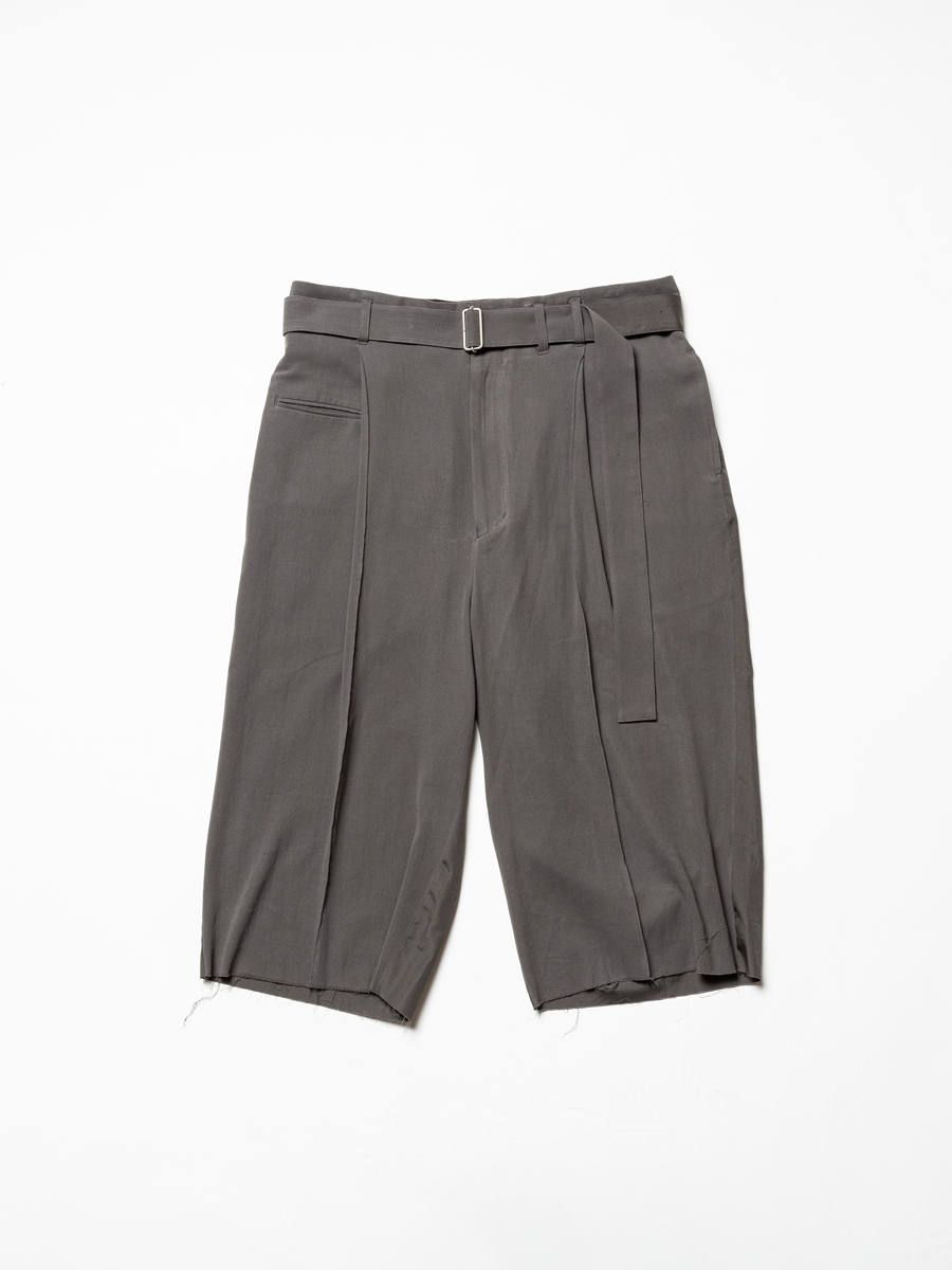 定価5万ウールワイドクロップドパンツThe viridi-anneキュプラ The Viridi-anne - FULLING WIDE CROPPED TROUSERS