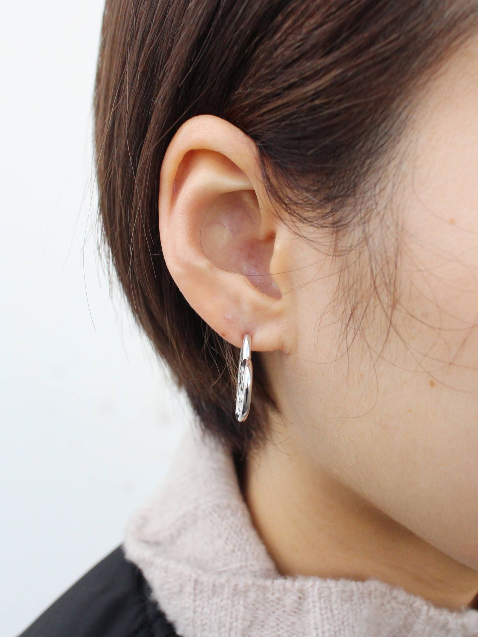 Careering 片耳用 Girls Don T Cry コラボハートピアス Gdc002 Silver Addict Web Shop