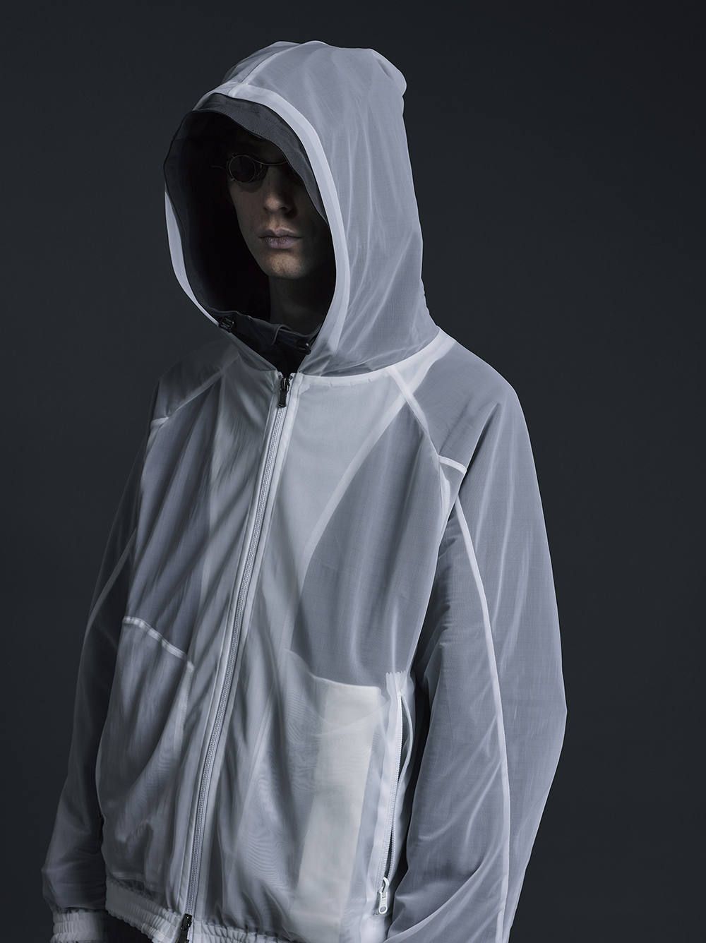 シースルーバックプリントフードブルゾン - WHITE