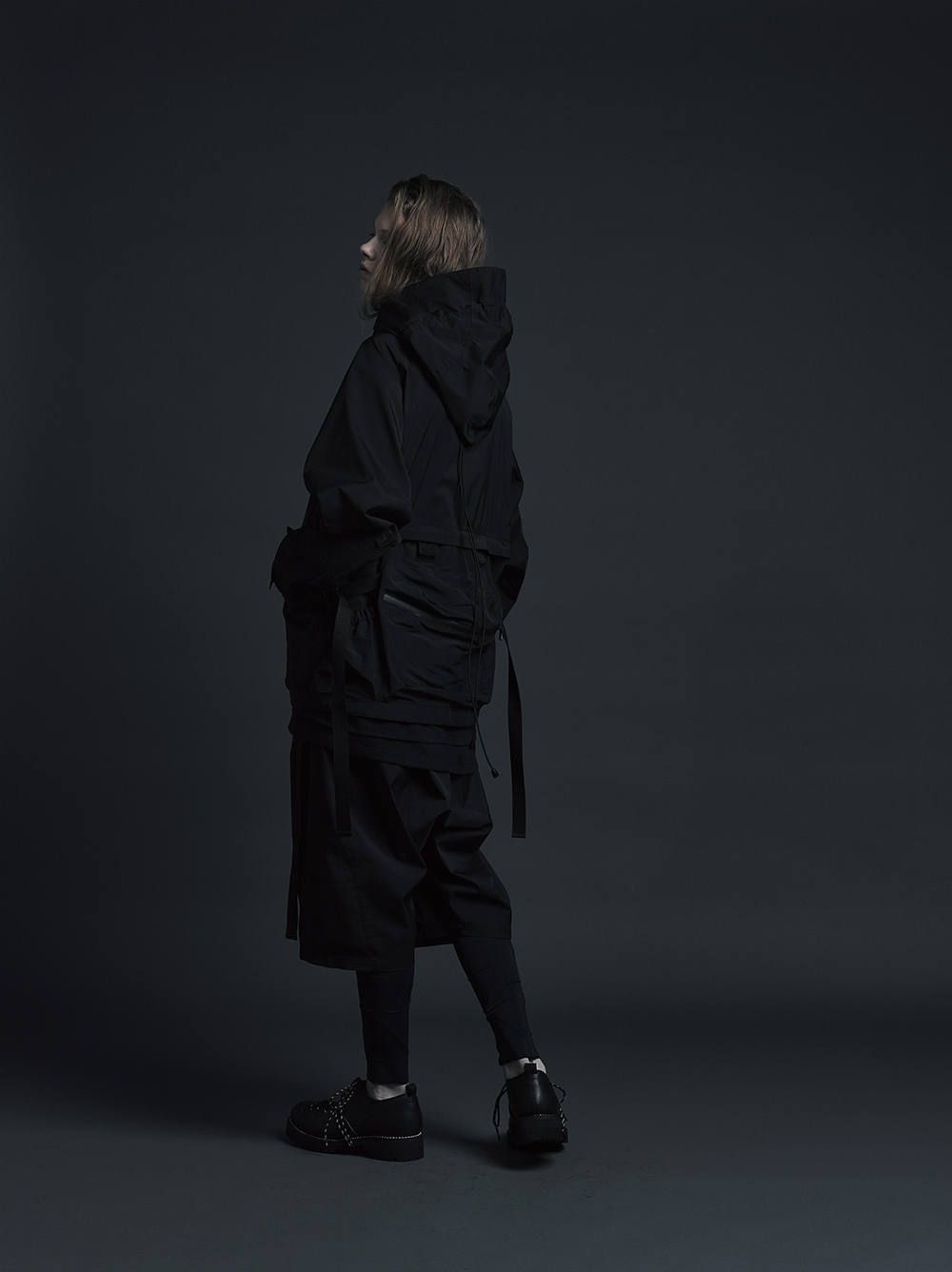 強撚二重織クロップドパンツ - BLACK