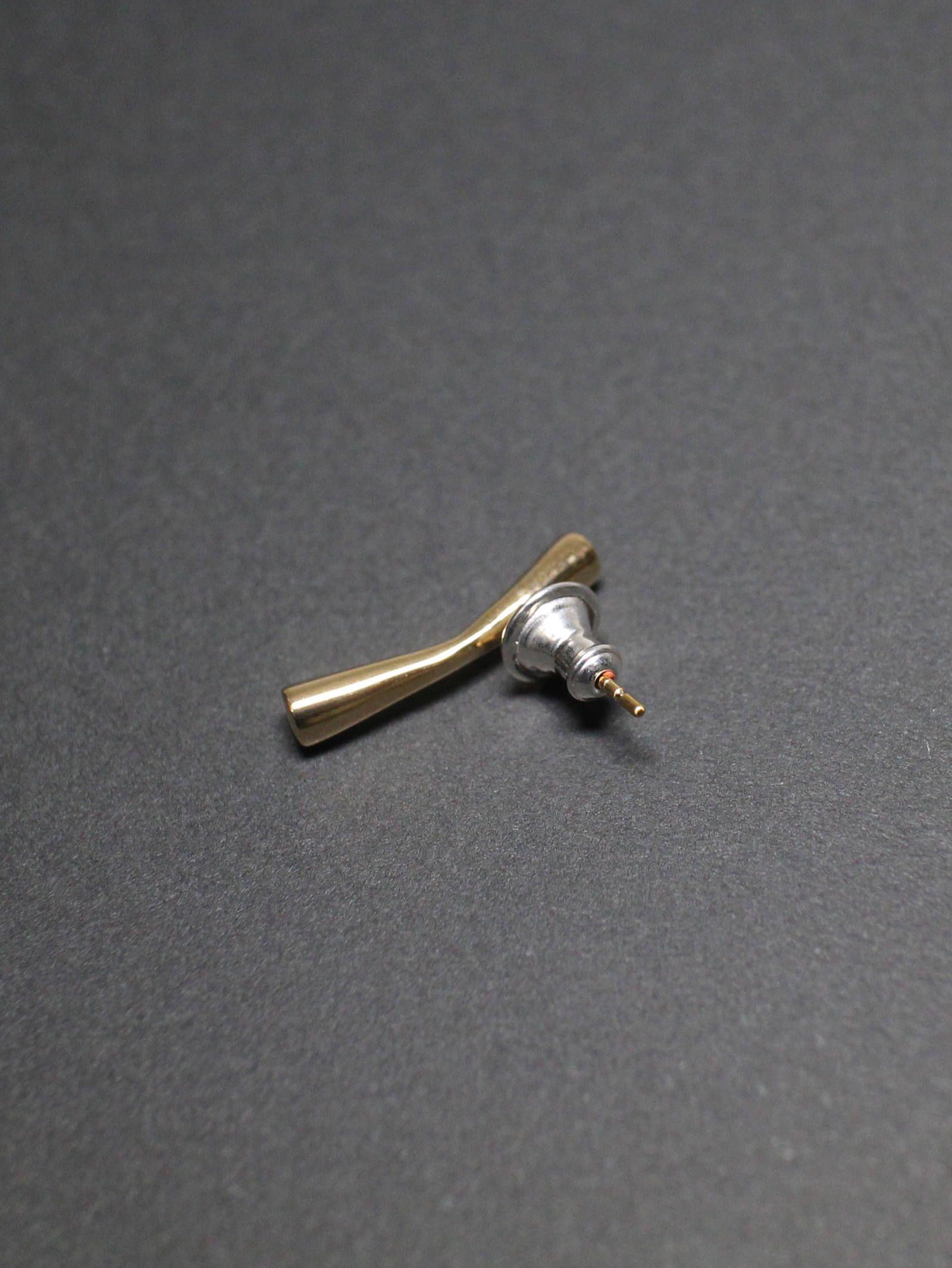 【両耳用】 バトンピアス / サイズS - P107 - GOLD
