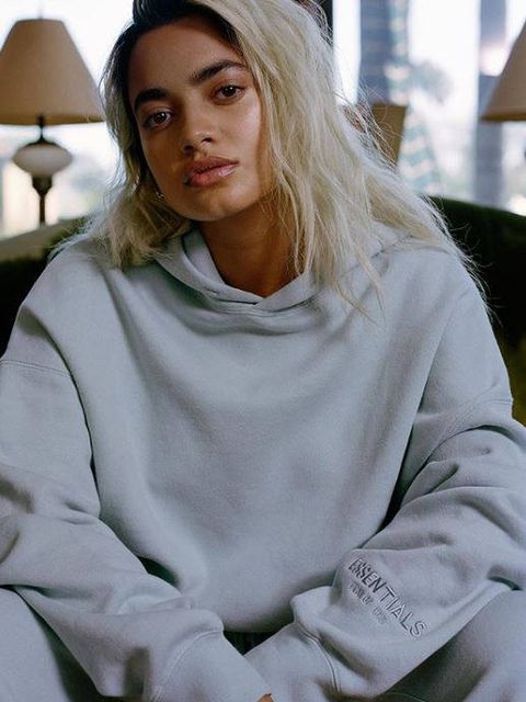 プルオーバーフーディ - Fear Of God Essentials Pullover Hoodie