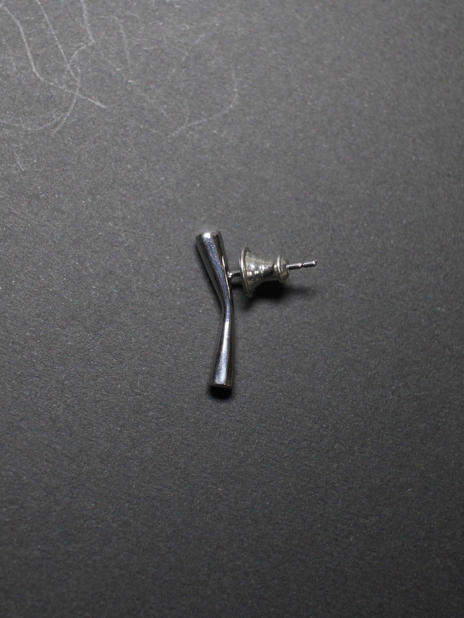 【片耳用】 バトンピアス / サイズS - P107 - SILVER