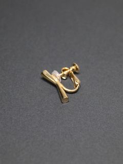【片耳用】 バトンイヤリング サイズS - P107 - GOLD