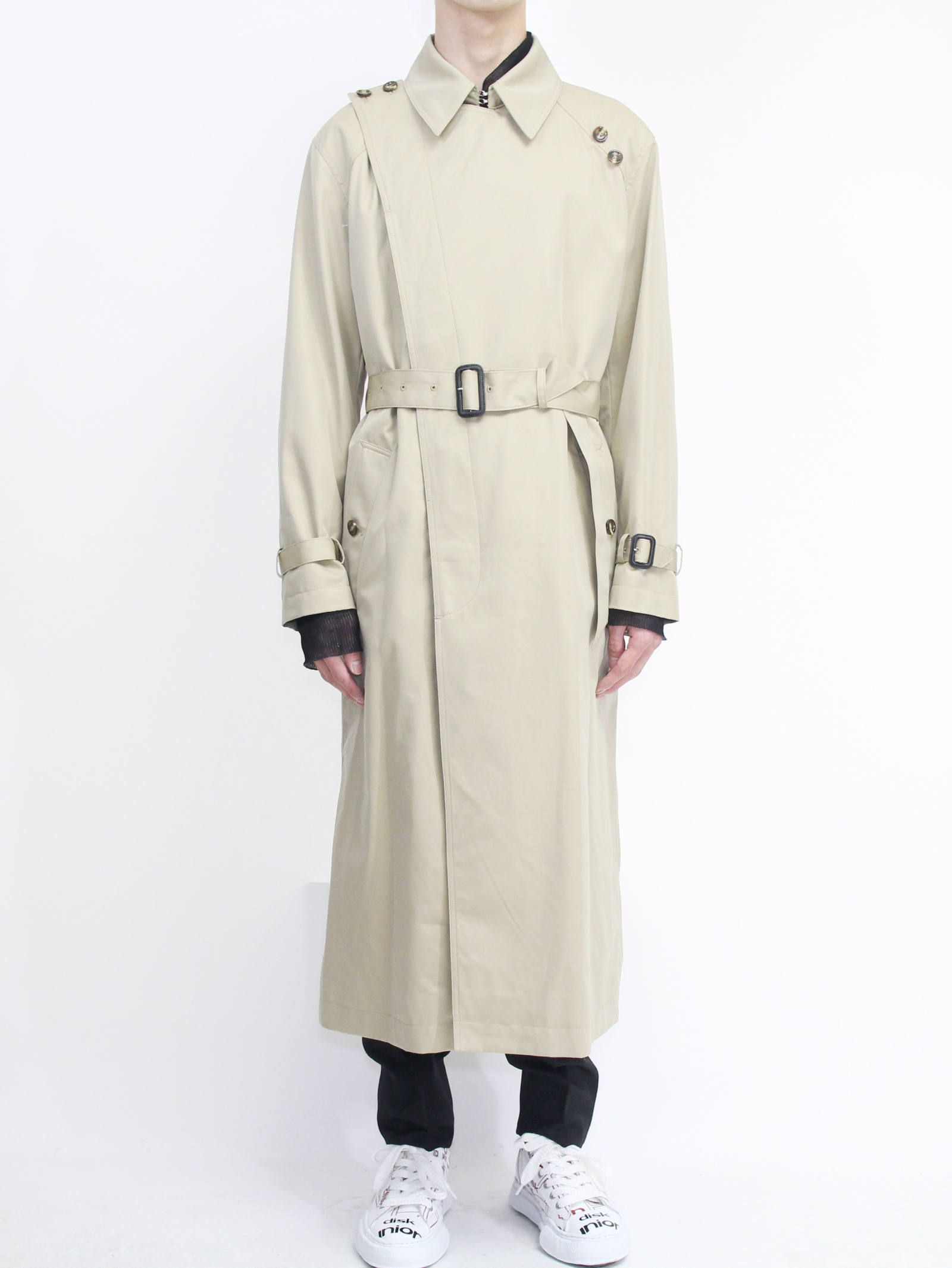 YUKI HASHIMOTO CROSSOVER TRENCH COAT