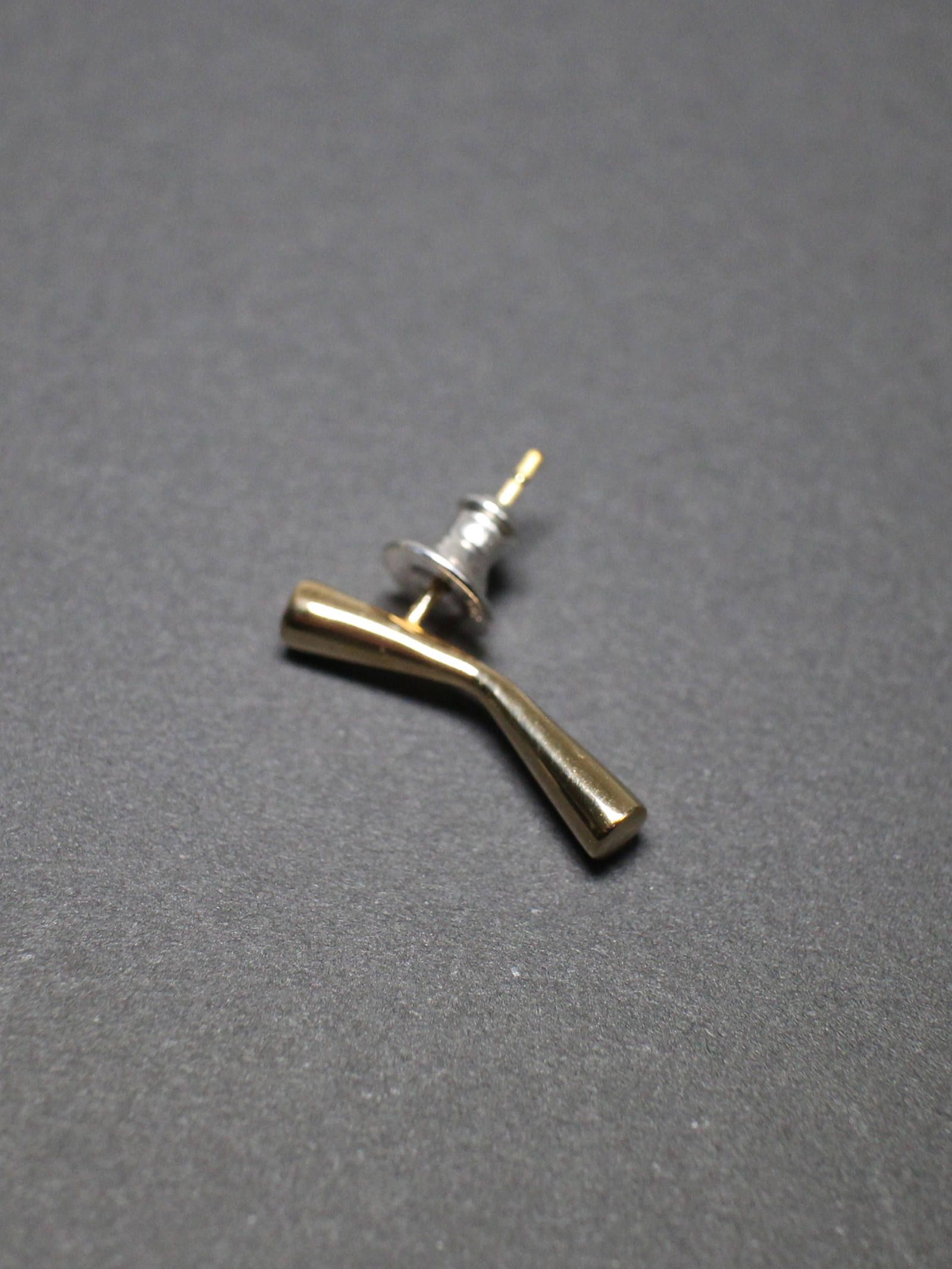 【両耳用】 バトンピアス / サイズS - P107 - GOLD