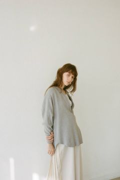 ヘビーリブネックトップス -  HEAVY RIB V NECK TOPS - GREY