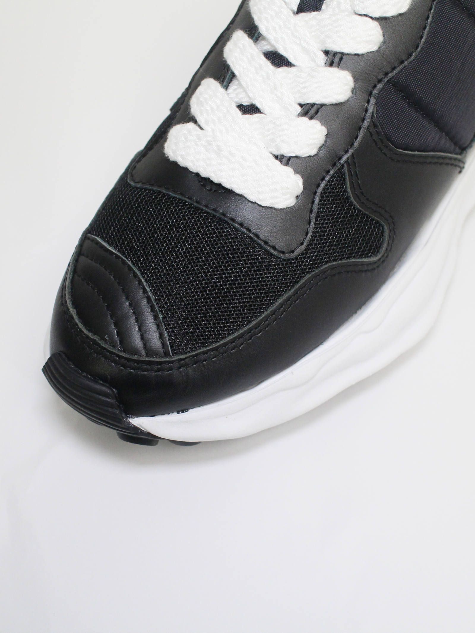【9月入荷】 オリジナルソールスニーカー - A04FW719