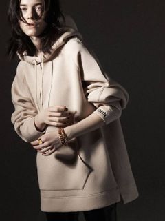 刺繍ロゴフーディ - EMBROIDERY LOGO HOODIE- SAND