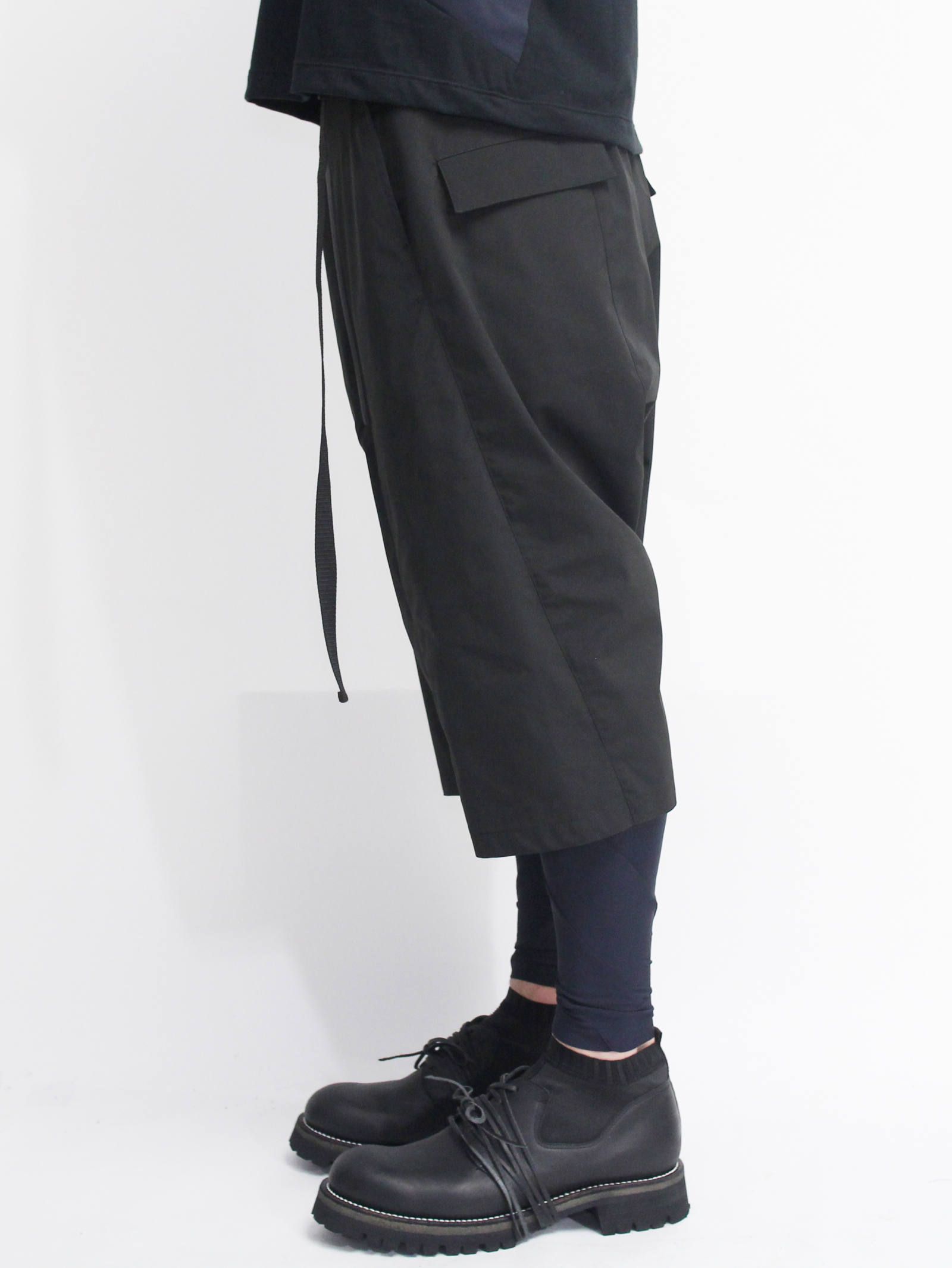 オルメテックス クロップドパンツ