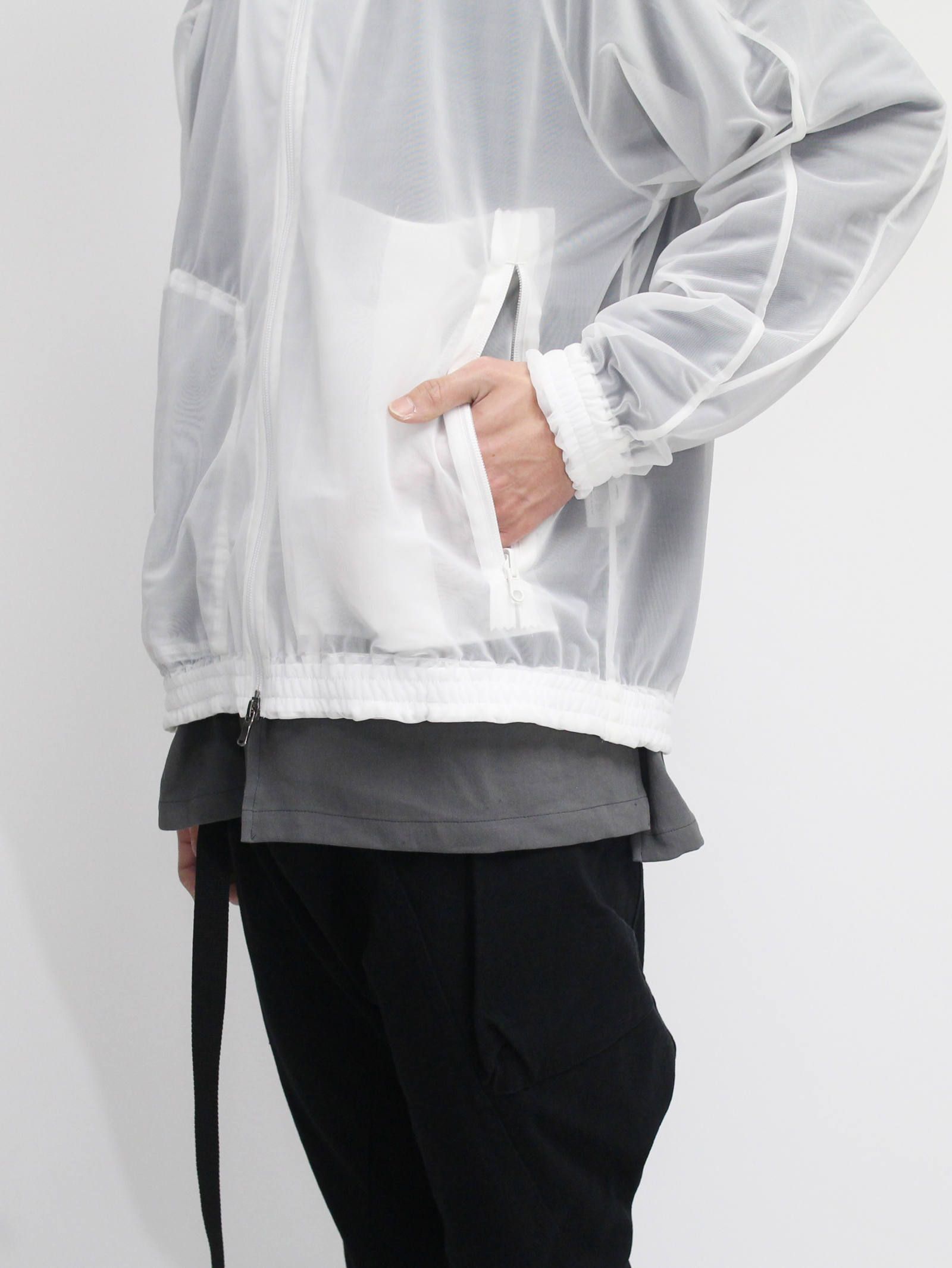 シースルーバックプリントフードブルゾン - WHITE
