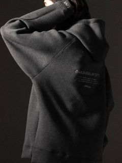 刺繍ロゴフーディ - EMBROIDERY LOGO HOODIE- DARK GREY